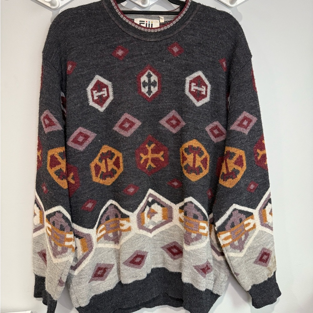 Vintage Fiji TM Geometric Patterned Gray Sweater size XL